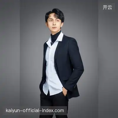沈逸飞